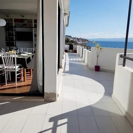 Luxurious Four Bedroom Beach Penthouse Podstrana Extérieur photo